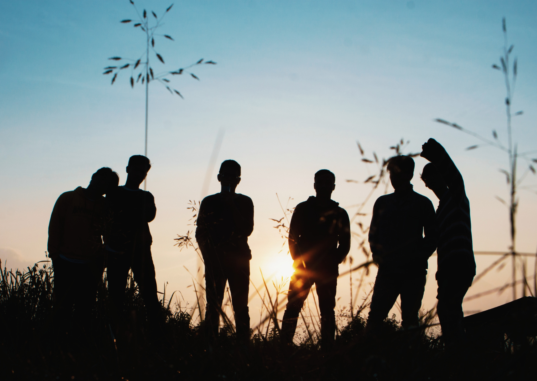 groep representanten in buitenlucht